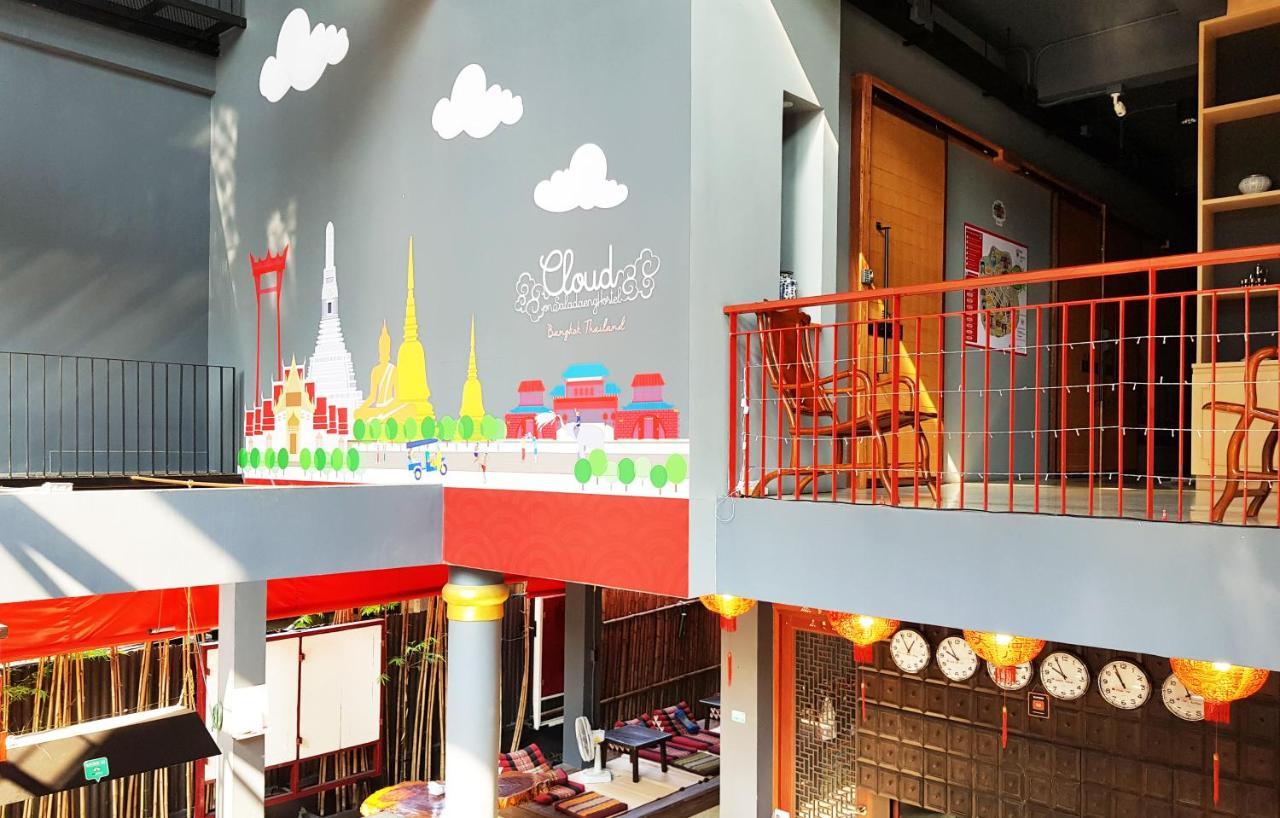 Cloud On Saladaeng Silom Hostel Bangkok Exterior photo